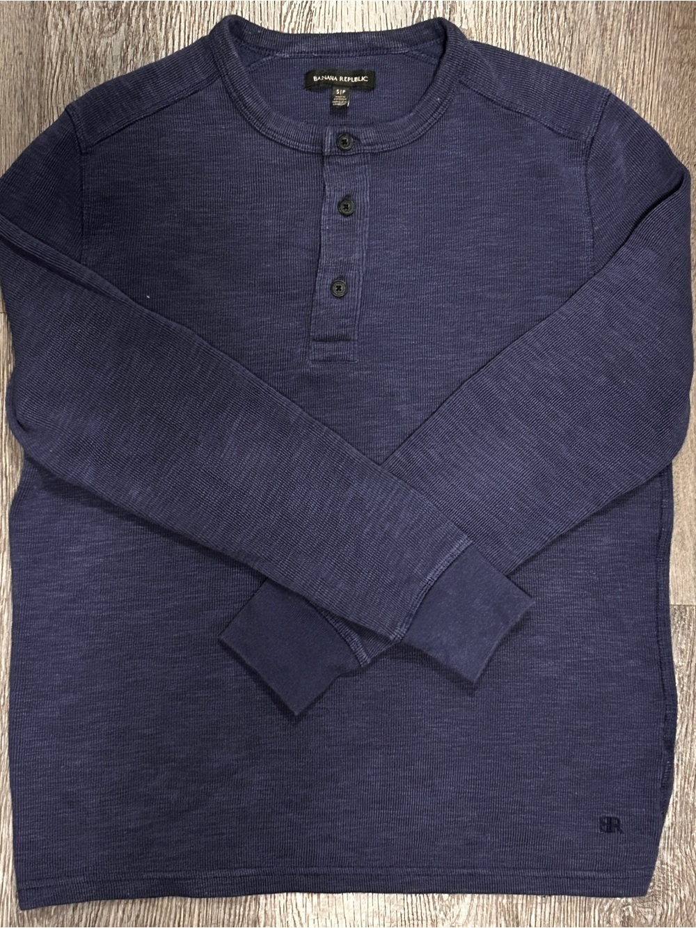 Banana Republic Men's Dark Navy Long-Sleeve Henley